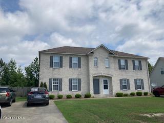Foto principal - 205 S Pointe Dr