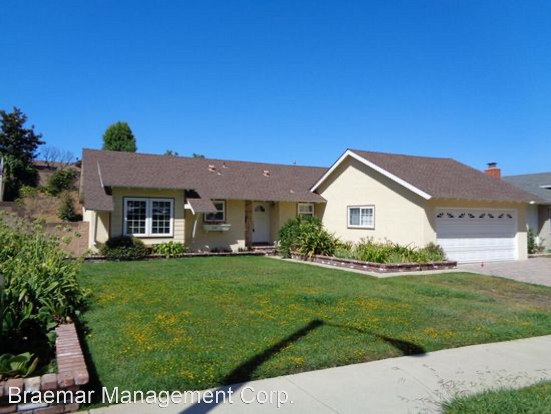 Foto principal - 4 br, 2.5 bath House - 1131 Knollwood Drive