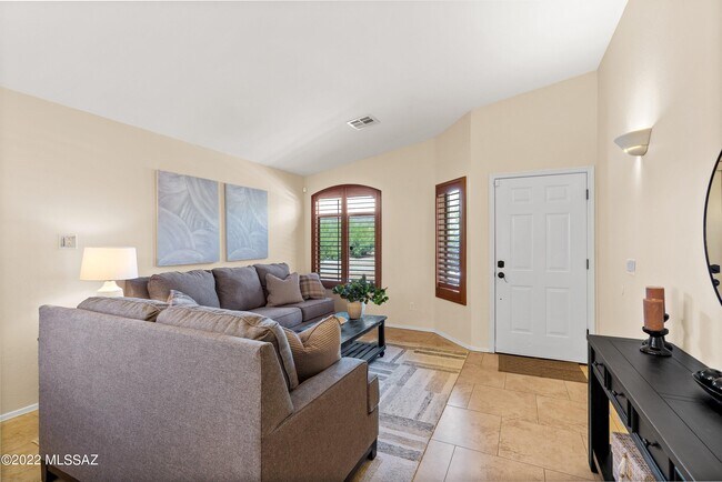 Building Photo - 4906 N Sabino Gulch Ct