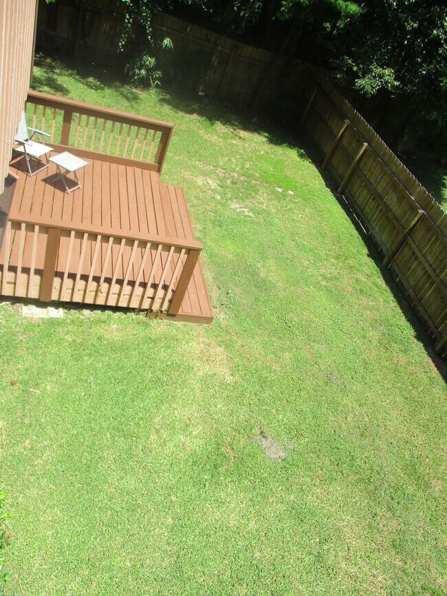 Photo - ( Oakcrest) 3/ 2 spacious home