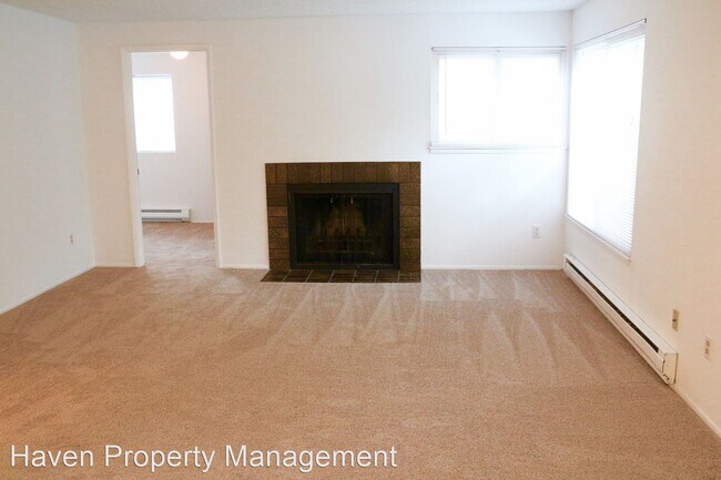 Building Photo - 2 br, 1 bath House - 22244 24th Ave S Unit...