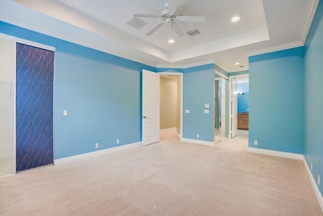 Foto del edificio - 5113 Artesa Way S