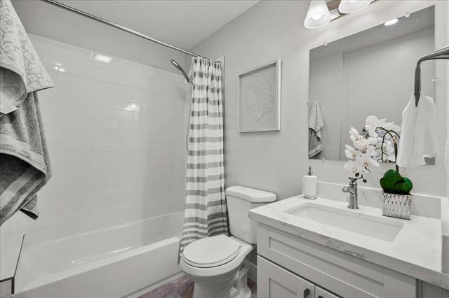 Foto del edificio - 119 Verde Ct