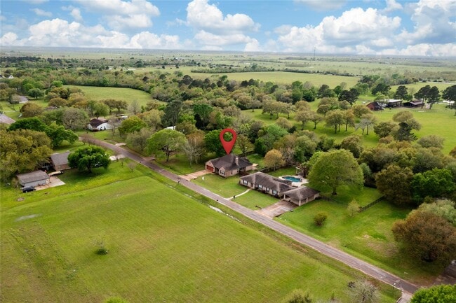 Foto del edificio - 15575 Kitty Hawk Dr