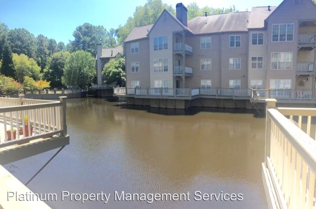Primary Photo - 706 Mill Pond Dr SE