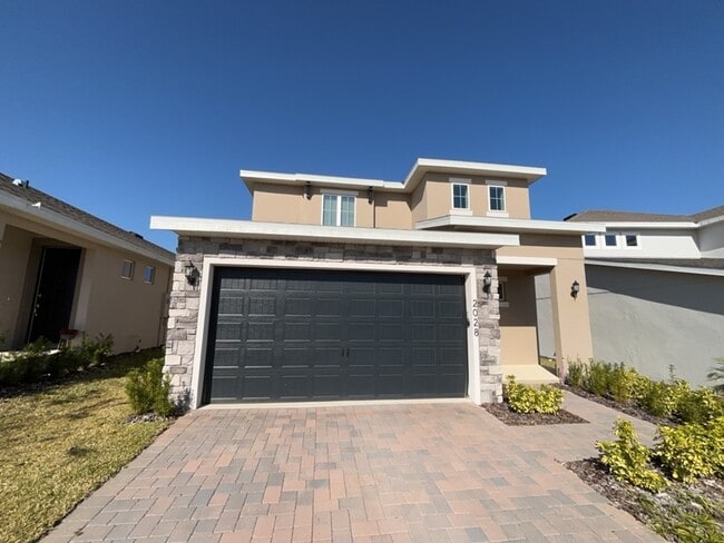 Building Photo - 2028 Sunshine Peak Dr