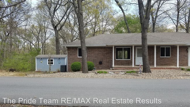 Building Photo - 40 Dulverton Dr