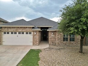 Building Photo - 7305 Bellini St