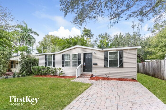 Foto principal - 805 35th Ave S