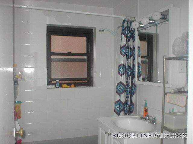 Building Photo - 40 A Harvard Ave