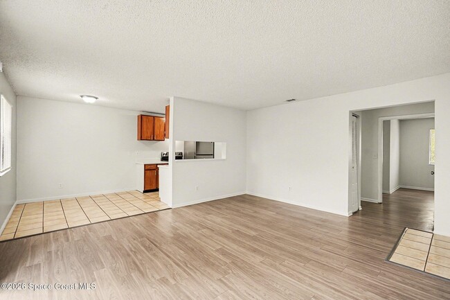 Building Photo - 2181 Agora Cir SE