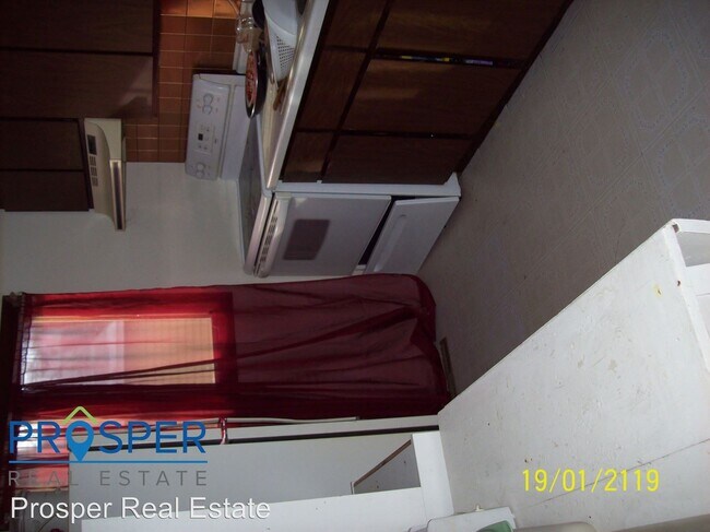 Building Photo - 2 br, 1 bath Apartment - 106 Ferry Street