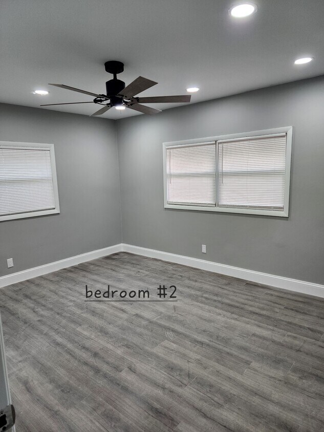 Foto principal - 8031 NW 44th Ct