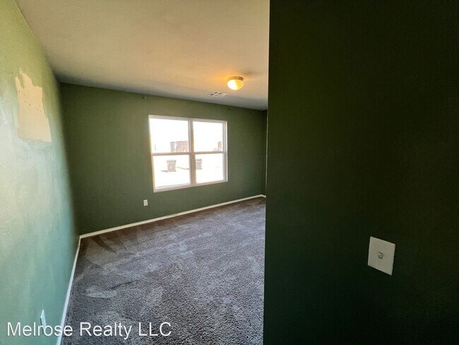 Foto del edificio - 3 br, 2 bath House - 9424 NW 122nd Terrace