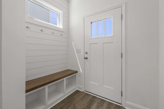 Foto del edificio - 3658 Meadow Vista Ln.