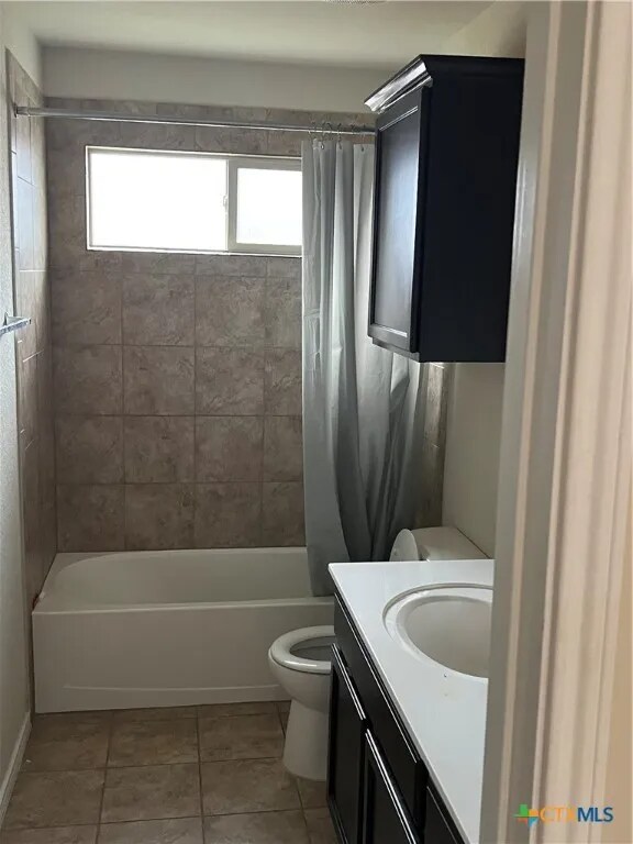 Building Photo - 5407 Two Brothers Ln