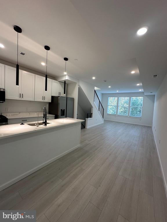 Foto del edificio - 1925 H St NE