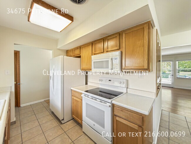 Foto del edificio - 34675 Pettibone Rd