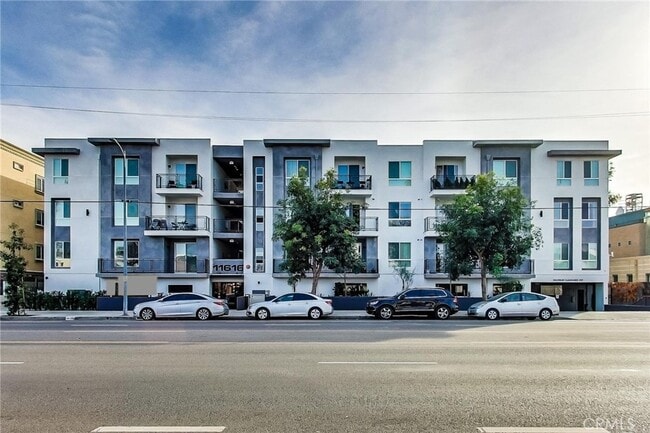 Building Photo - 11616 Burbank Blvd