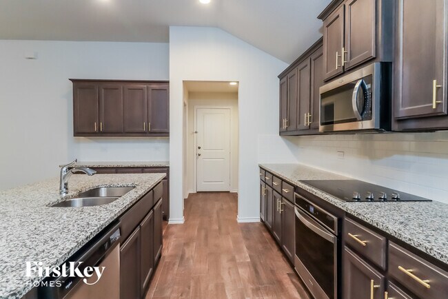 Foto del edificio - 1500 Glade Meadows Dr