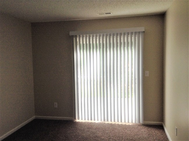 Foto del edificio - 6122 Patric Alan Ct