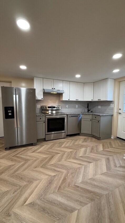 Foto principal - 148 Prospect Ave