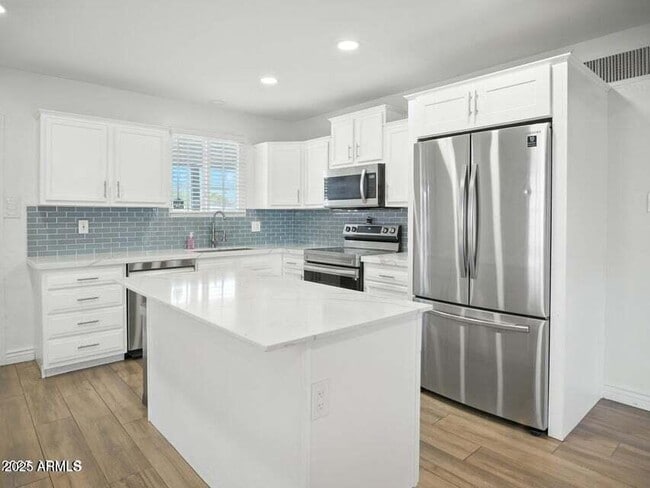 Foto del edificio - 4006 N 11th Ave