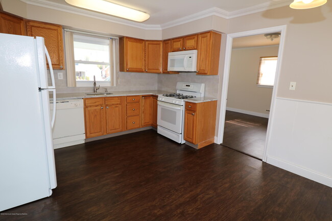 Foto del edificio - 44 Brookview Ln
