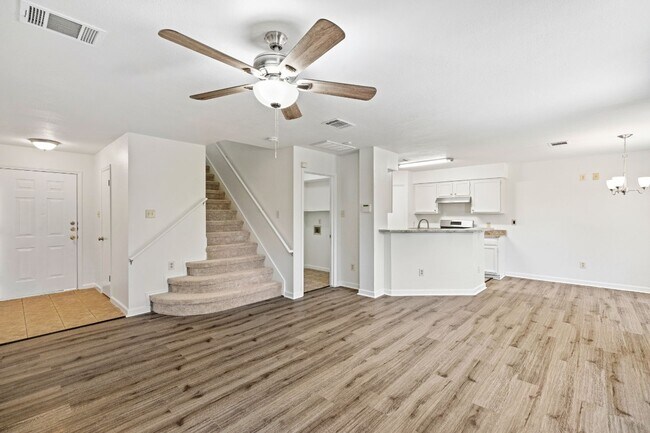 Foto del edificio - 1202 Green Terrace Dr