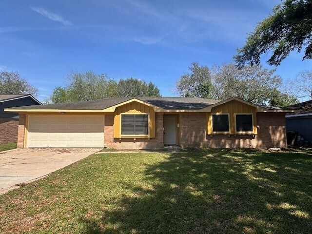 Foto principal - 5830 Effingham Dr