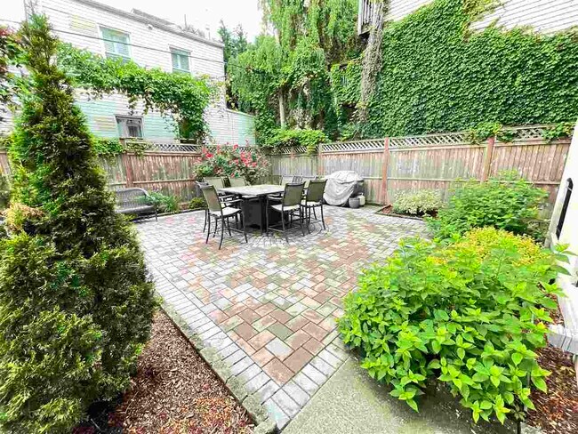 Foto del edificio - 252 York St