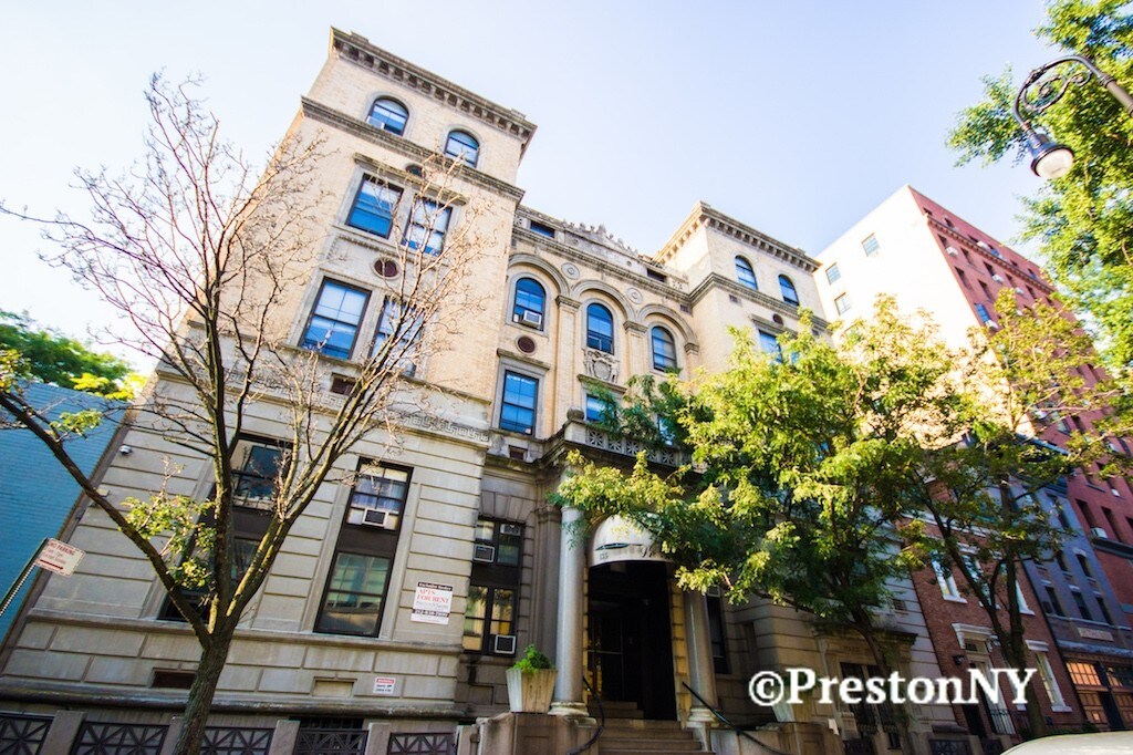 Foto principal - 135 Charles St