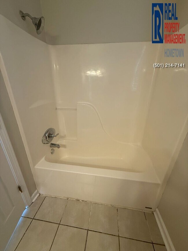 Foto del edificio - 2993 Wildwood Dr