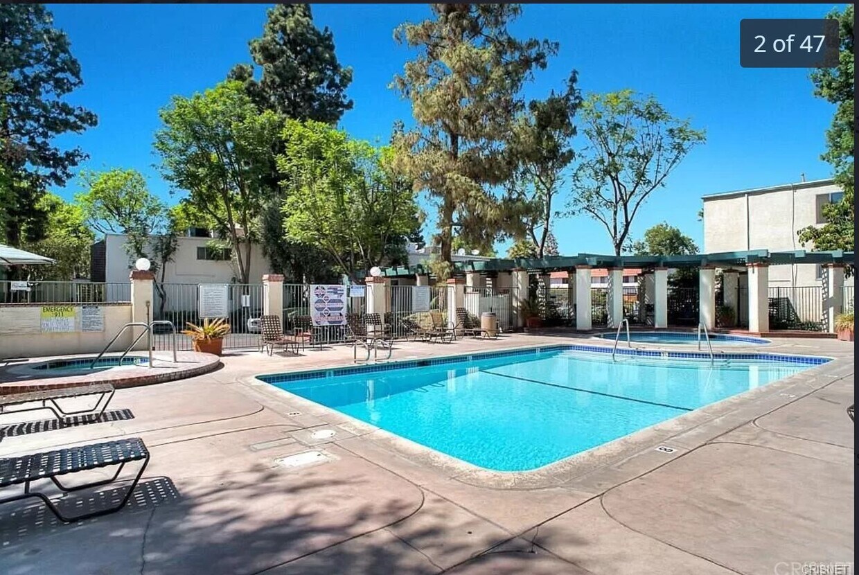 Primary Photo - 5700 Etiwanda Ave