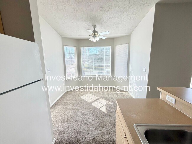 Foto del edificio - Avenger Lane