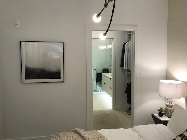 Master bath off bedroom - 3018 St. George St