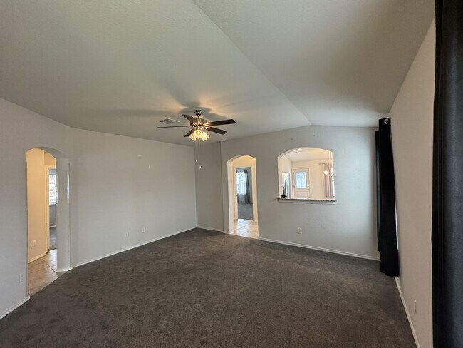 Foto del edificio - 8506 Stonehollow