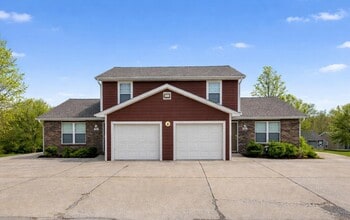 Building Photo - 3300 E St Charles Rd