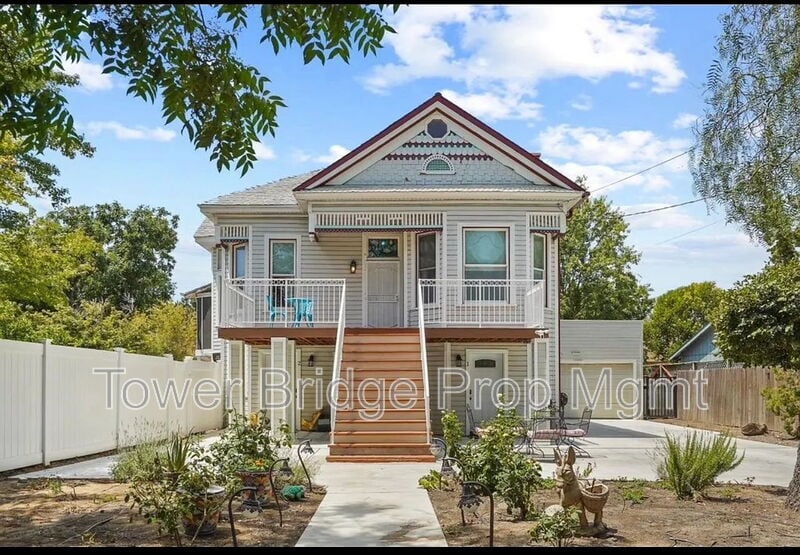 Primary Photo - 3154 53rd St
