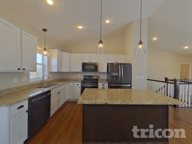 Foto del edificio - 1341 Meadow Ln