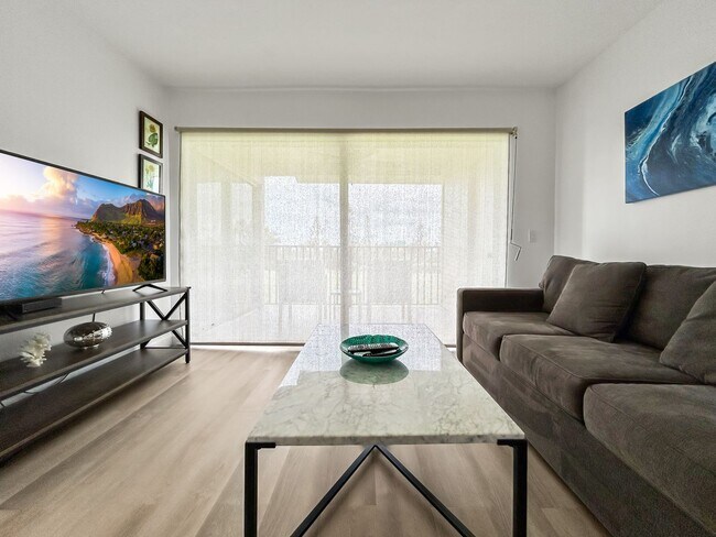 Building Photo - Fully Furnished Waterfront Community Condo in Isla Del Sol - 2bed | 2bath