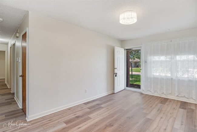 Foto del edificio - 1202 Wisteria St
