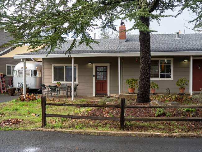 La fachada de la casa. - 285 Washburn Ave