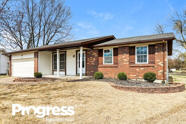 Building Photo - 3035 Oriental Dr