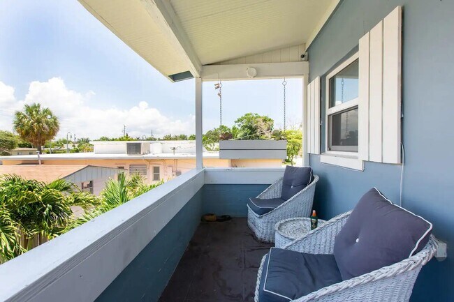 Foto del edificio - 6410 S Olive Ave