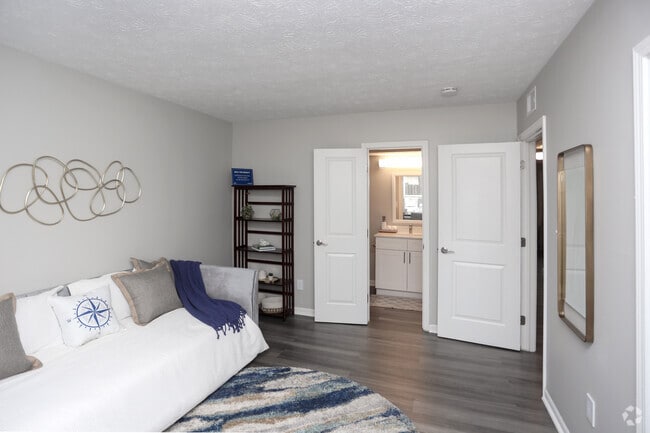 2BR, 2BA - 1,140SF - Bedroom - Spinnaker Court