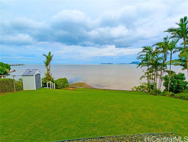 Building Photo - 46-053-53 Ipuka St