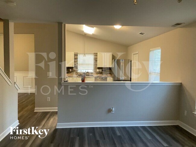 Foto del edificio - 838 Anchor Way NE