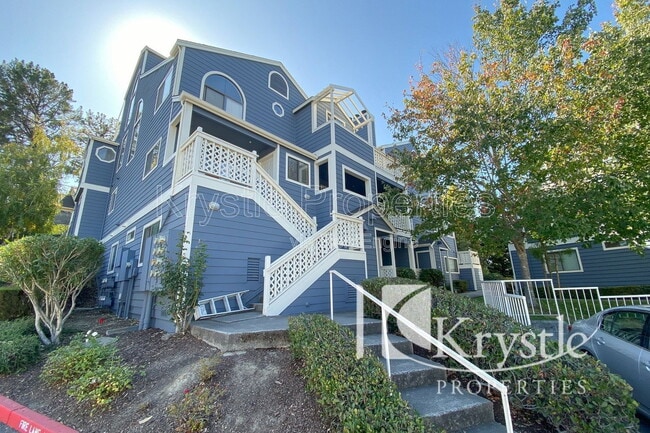 Building Photo - 206 Sea Crest Cir