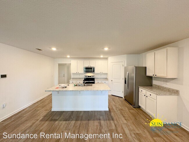 Building Photo - 4 br, 2 bath House - 3493 Sparco Drive